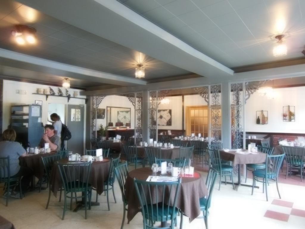 Bon-air Hotel 2*